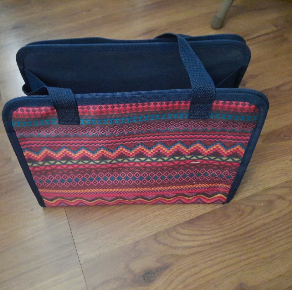 This Thirty One Get Creative Caddy Sierra Stripe is perfect for all your craftin